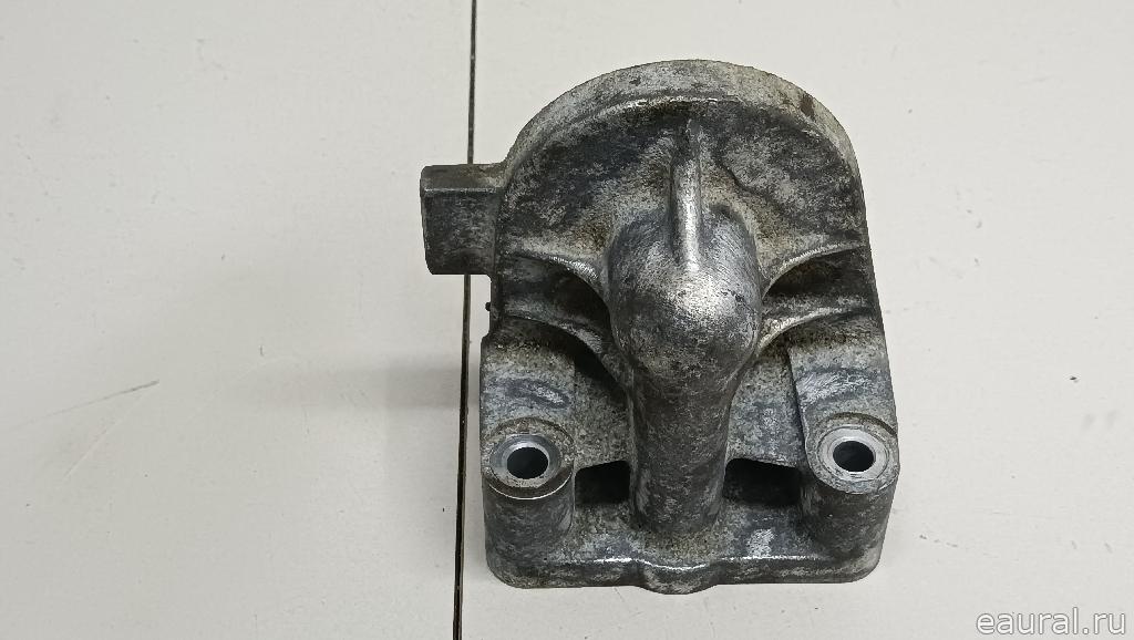 Кронштейн масляного фильтра