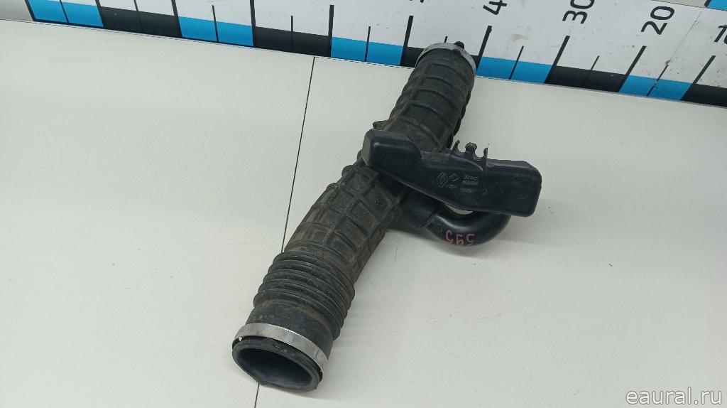 Патрубок воздушного фильтра