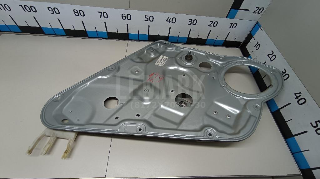 Стеклоподъемник механ. задний левый 834711H000 Hyundai-Kia