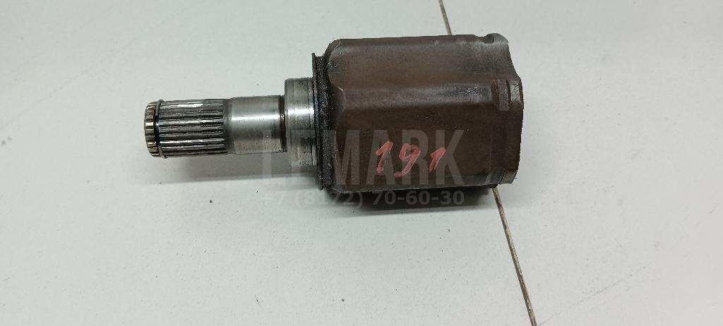 Полуось передняя правая 495001H010 Hyundai-Kia