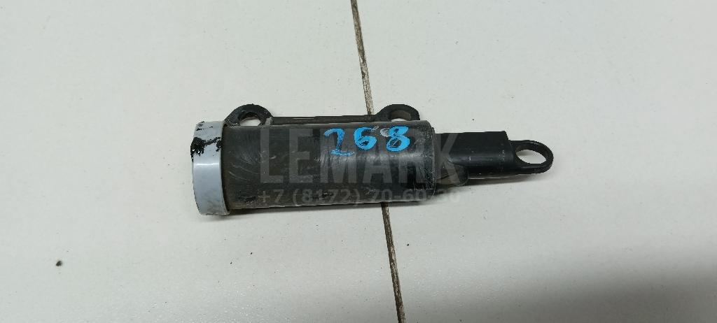 Демпфер бардачка 845483L000 Hyundai-Kia