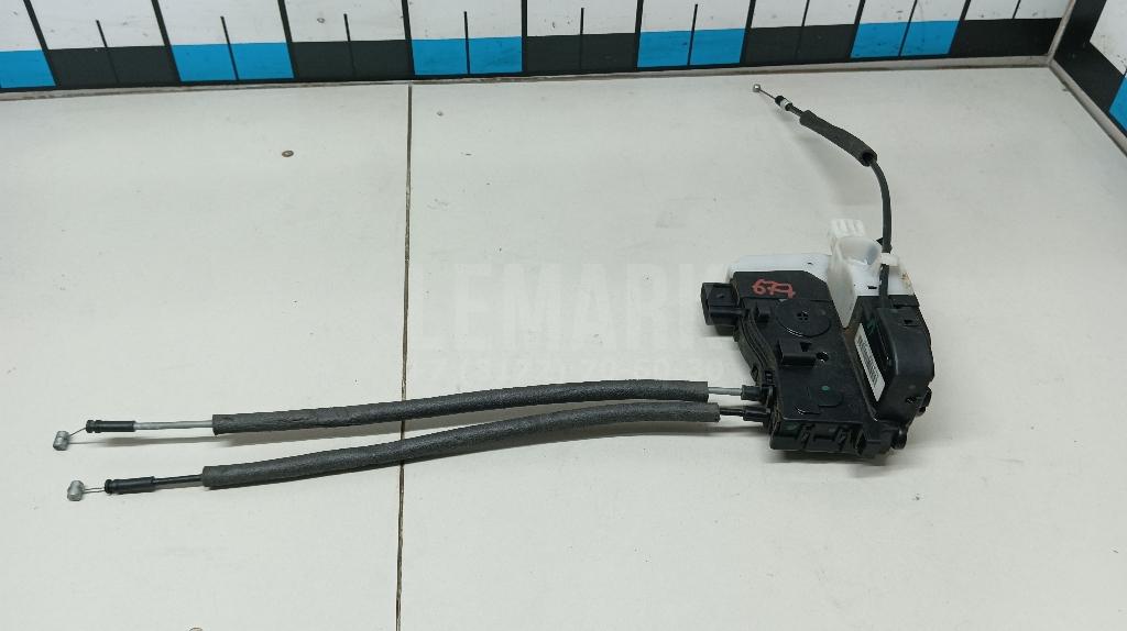 Замок двери задней левой 814102Y010 Hyundai-Kia