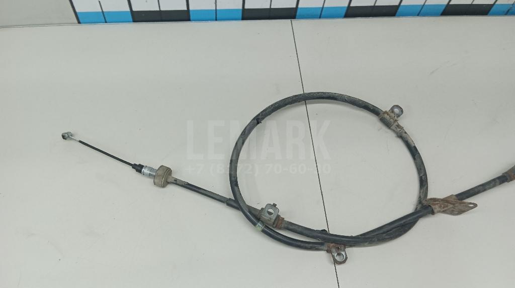 Трос стояночного тормоза правый 597702S250 Hyundai-Kia