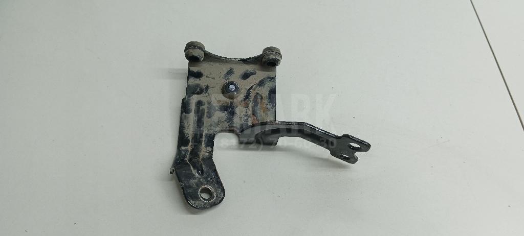 Кронштейн блока ABS (насос) 589602S820 Hyundai-Kia