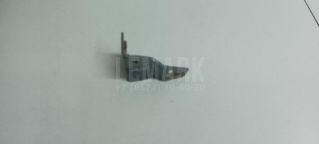 Кронштейн крепления крыла 663172S000 Hyundai-Kia