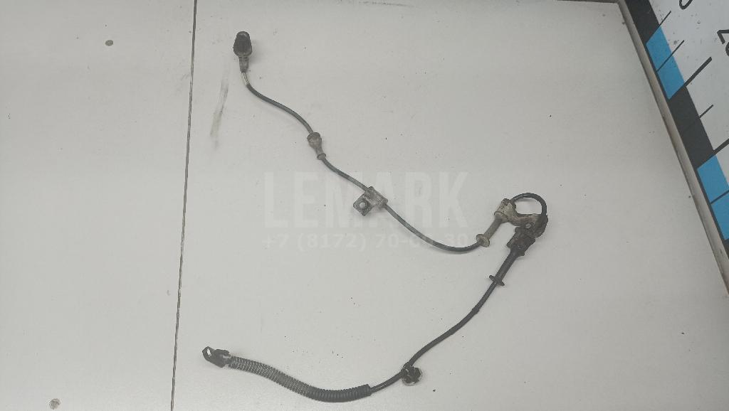 Датчик ABS передний левый 956701R000 Hyundai-Kia