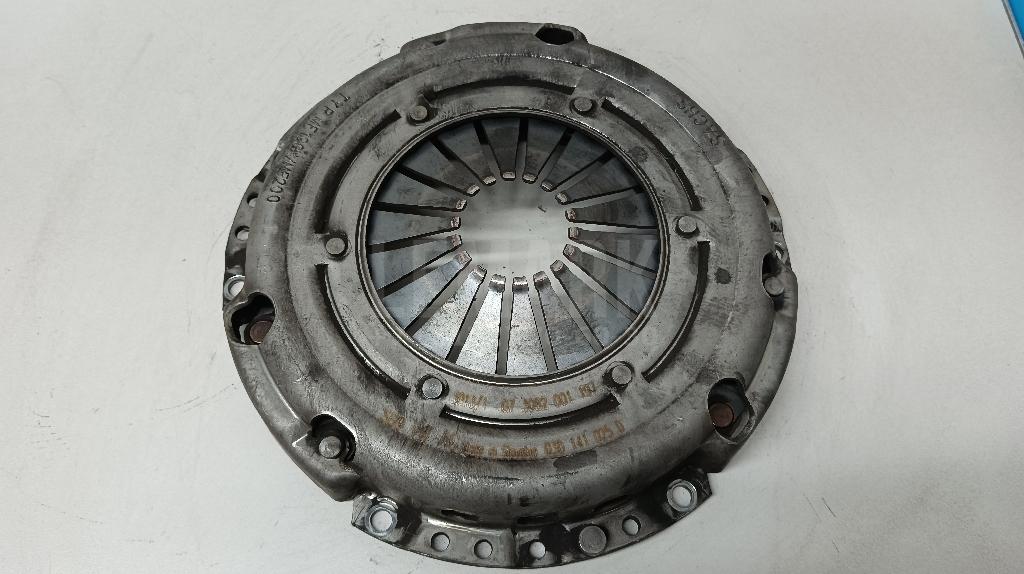 Корзина сцепления 03D141025D VAG