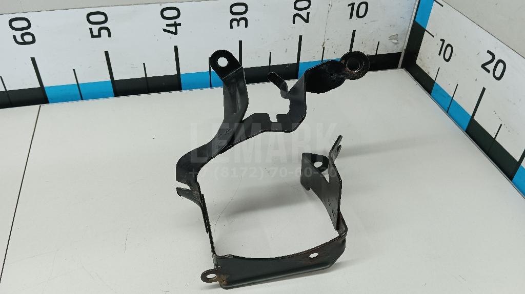 Кронштейн гидроусилителя 6R0423845 VAG