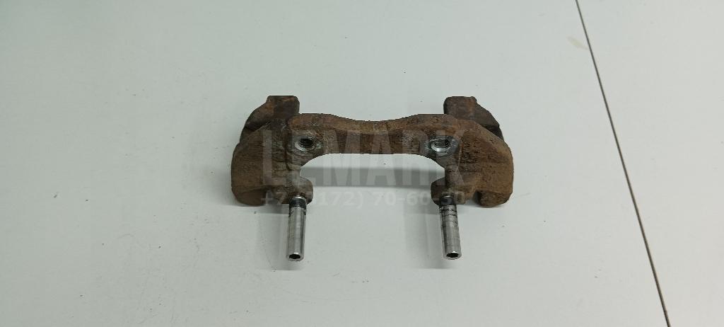 Скоба суппорта переднего 1471710 Ford