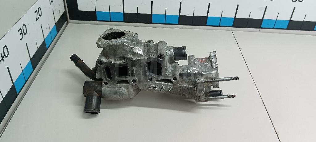 Корпус термостата 256102F300 Hyundai-Kia