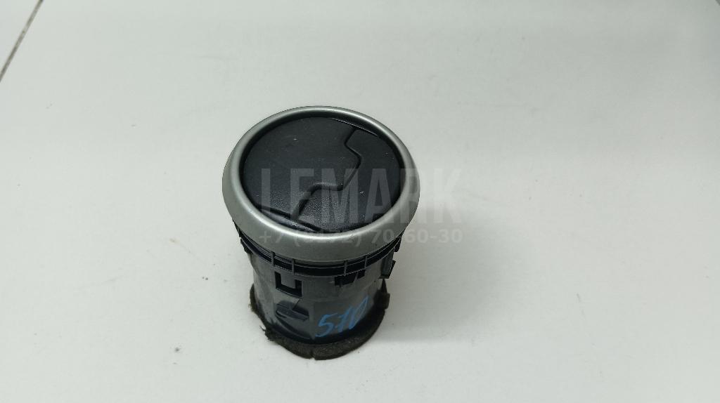 Дефлектор воздушный 68760JD10A Nissan