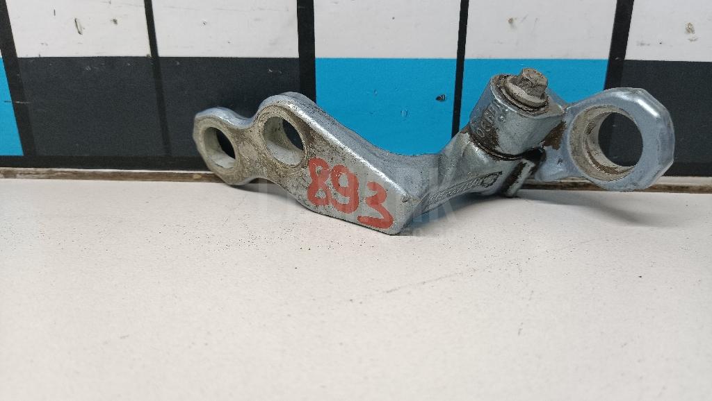 Петля двери задней правой нижняя 3M51R26810AH Ford