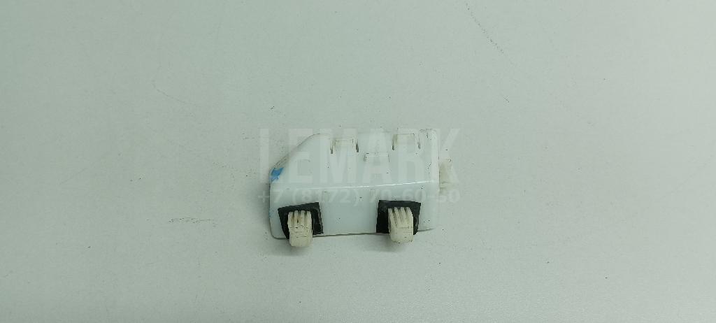 Кронштейн заднего бампера правый 85226JD00A Nissan