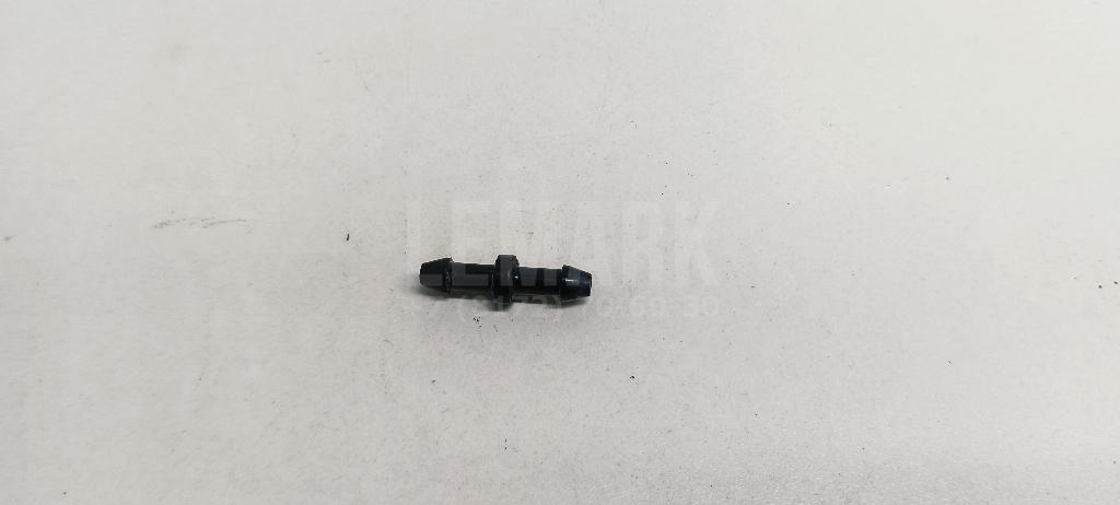 Переходник шланга омывателя 9851621100 Hyundai-Kia