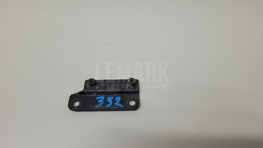 Кронштейн блока управления двигателем 391092B130 Hyundai-Kia