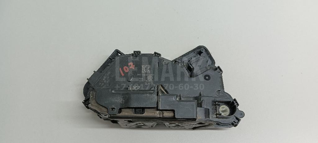 Замок двери передней левой 5E1837015A VAG