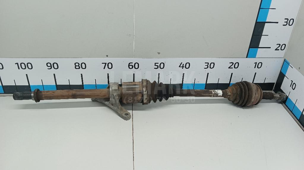 Полуось передняя правая 391004BB5D Nissan