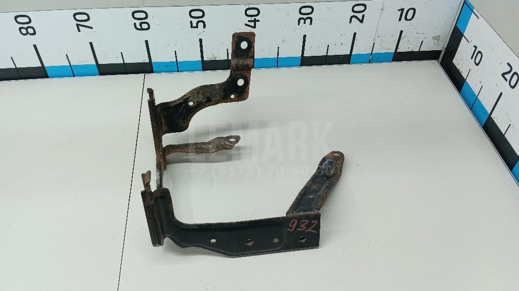Кронштейн гидроусилителя 1420308 Ford