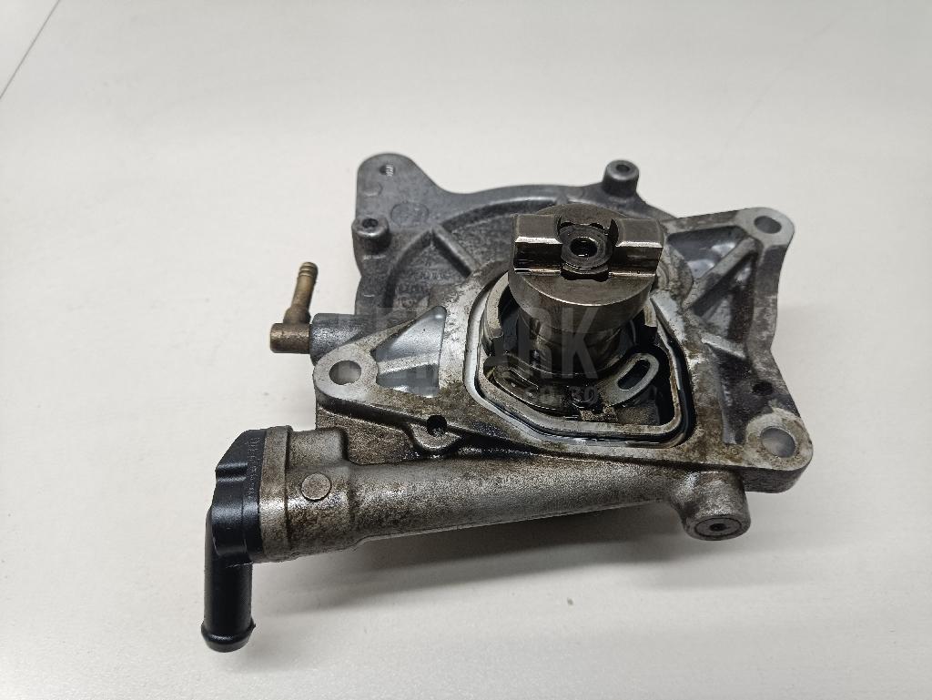 Насос вакуумный 288102F000 Hyundai-Kia