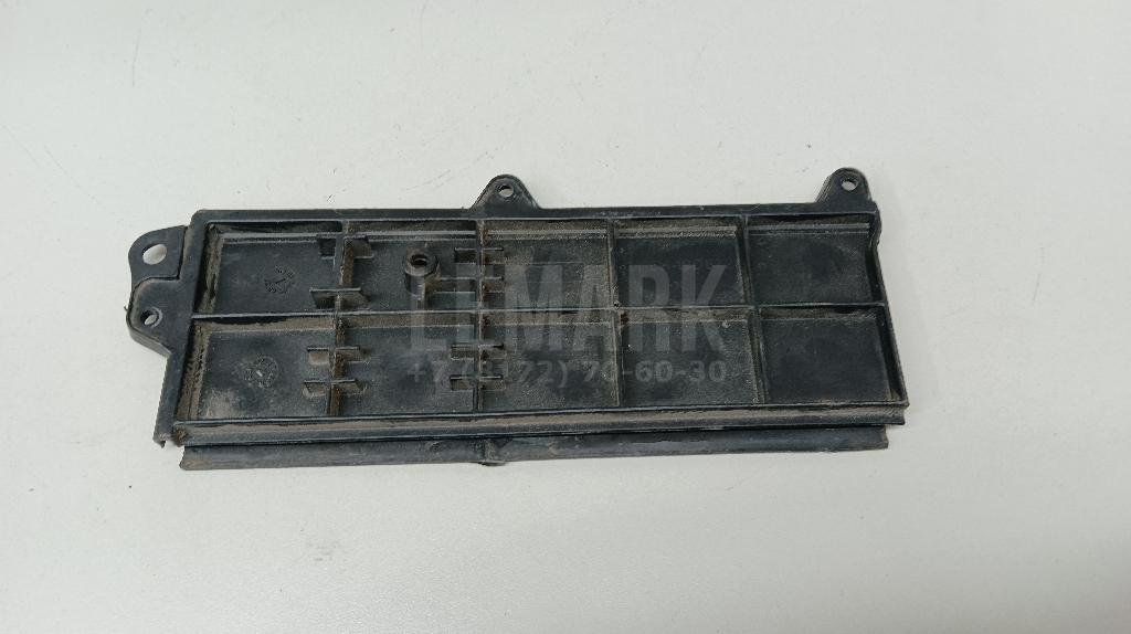 Крышка салонного фильтра 1335554 Ford