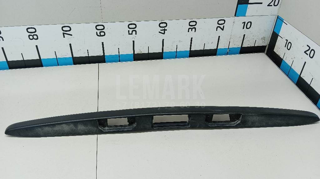 Накладка крышки багажника 1365882 Ford