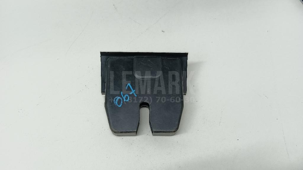 Кожух замка багажника 1855837 Ford