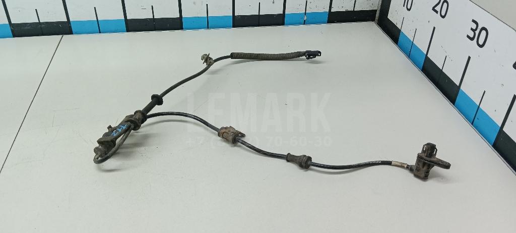 Датчик ABS передний левый 956701R000 Hyundai-Kia