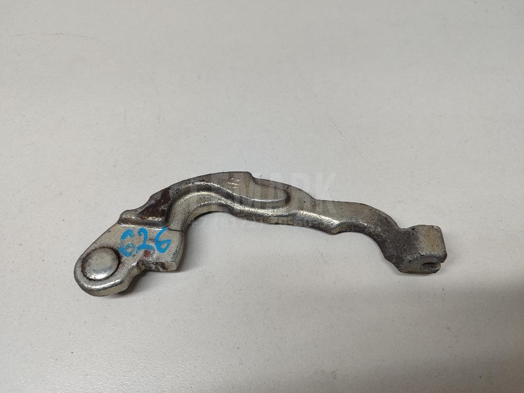 Регулировочный рычаг правый 44040CY001 Nissan