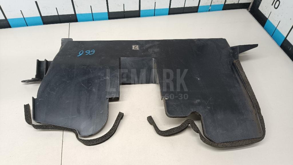 Воздуховод радиатора левый 62823BR00A Nissan