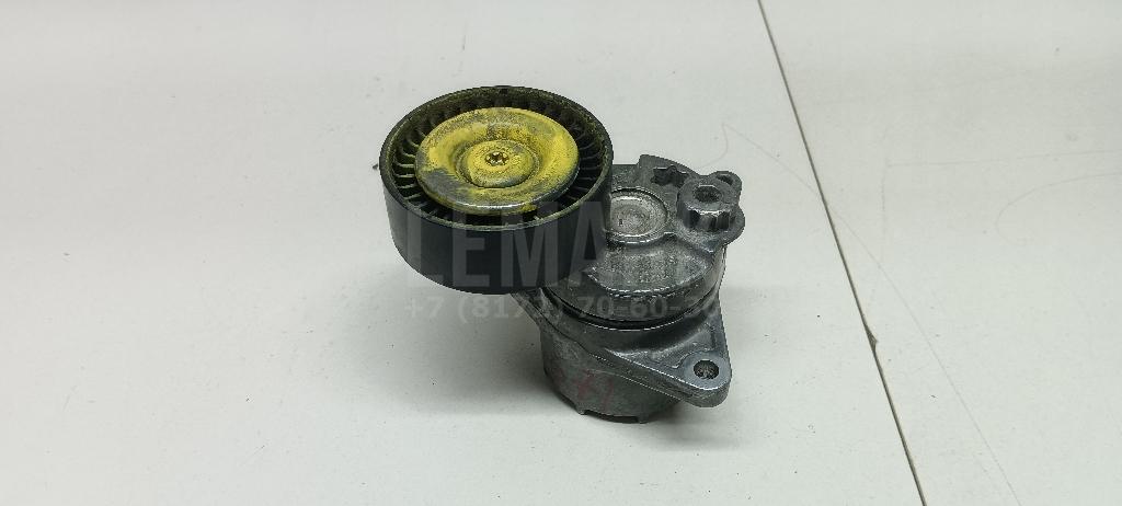 Ролик руч.ремня с кронштейном 6462000570 Mercedes Benz