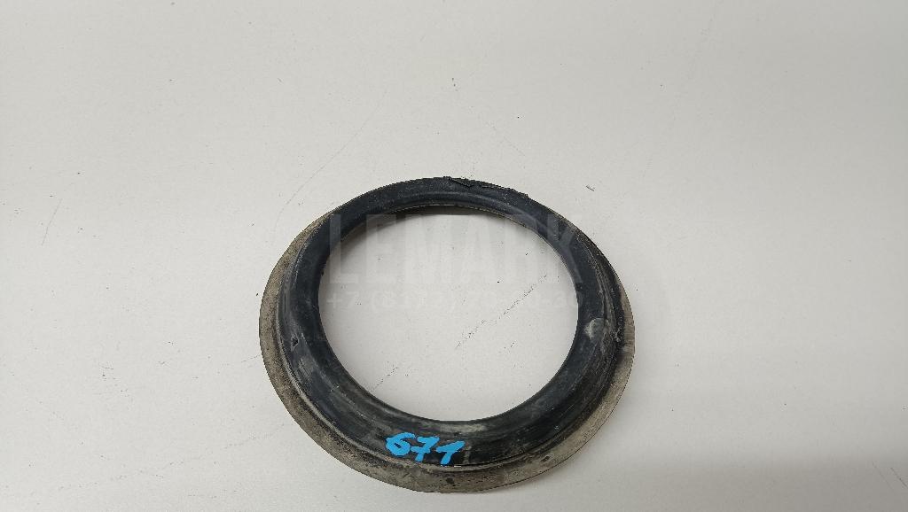 Уплотнитель горловины бензобака 172405M300 Nissan