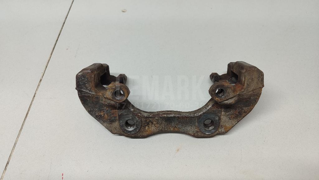 Скоба суппорта переднего 1471710 Ford