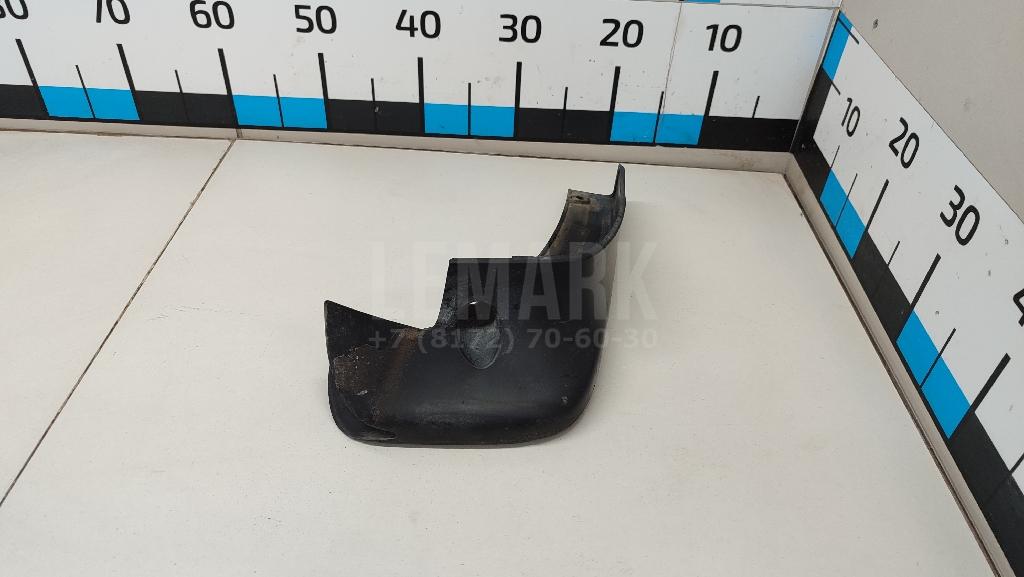 Брызговик передний правый 63850BR01A Nissan