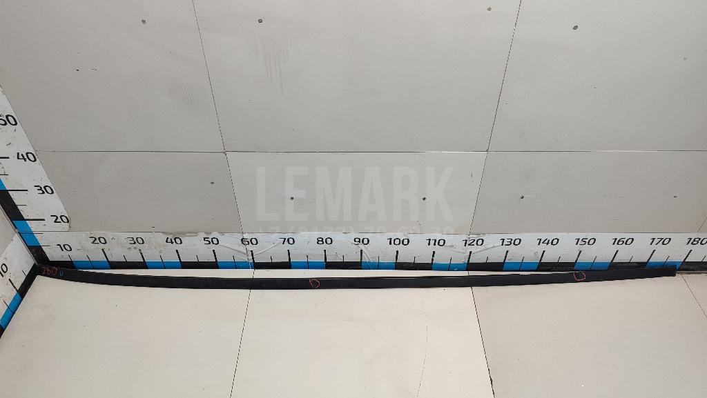 Молдинг крыши правый 73852JD010 Nissan