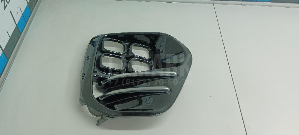 Решетка в бампер правая 86522F1300 Hyundai-Kia