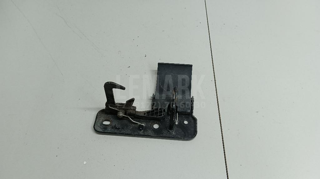 Крючок капота 8402530XKZ1DA Great Wall