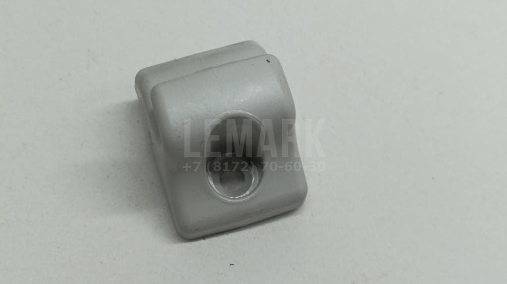 Крючок солнцезащитного козырька 8204121XKR02A Great Wall