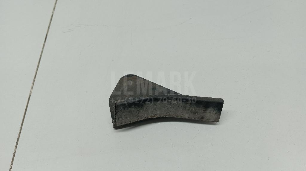 Брызговик передний левый 3M5116A563AA Ford