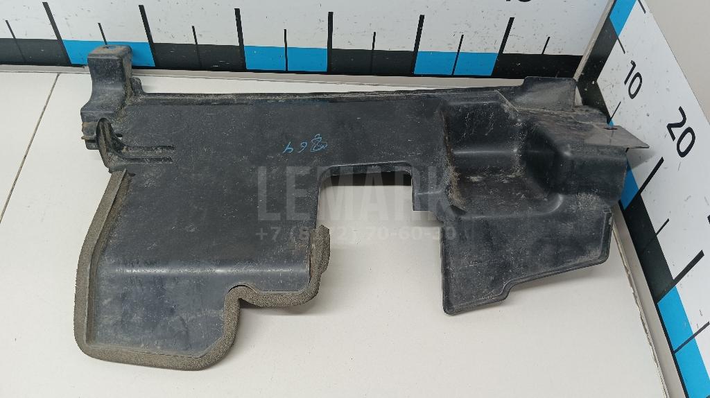 Воздуховод радиатора правый 62822BR20A Nissan