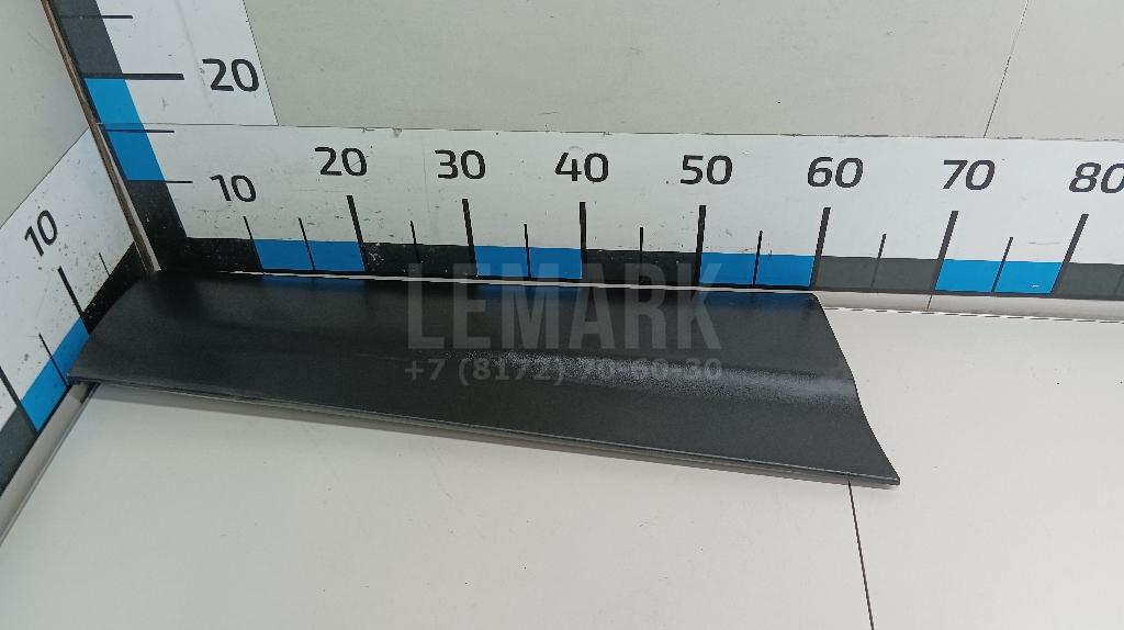 Накладка двери задней правой 828704EA0A Nissan
