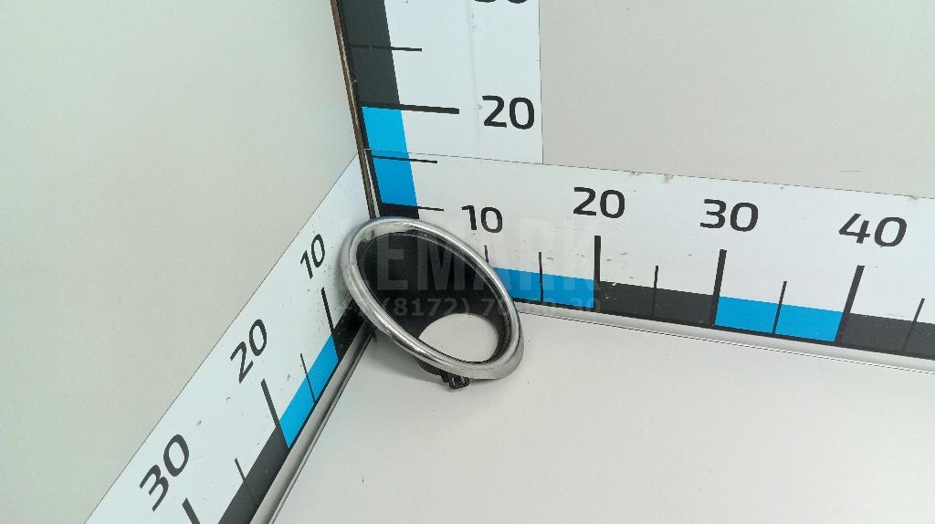 Рамка противотуманной фары правой 622564EA0C Nissan