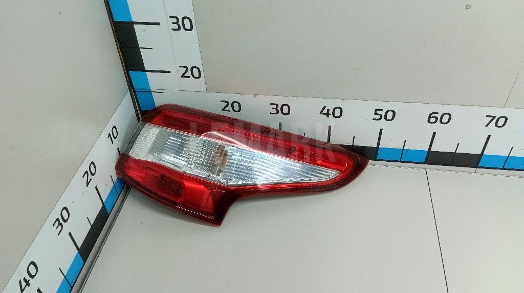 Фонарь задний наружный правый 265504EA0A Nissan
