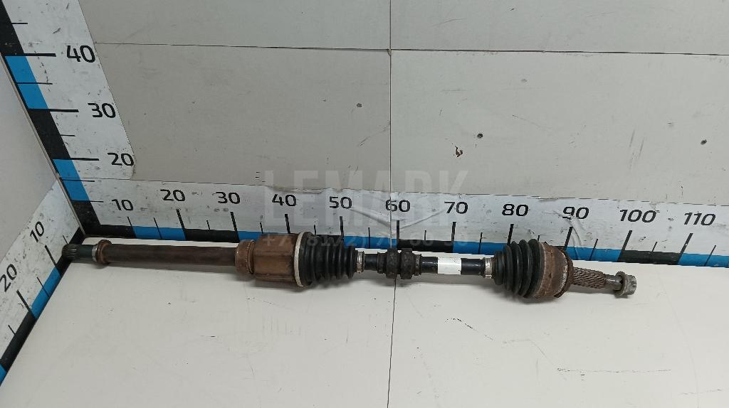 Полуось передняя правая 391004BB0D Nissan