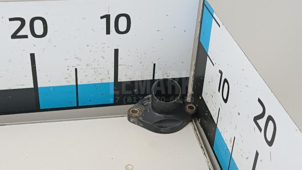 Крышка термостата 13049EN200 Nissan