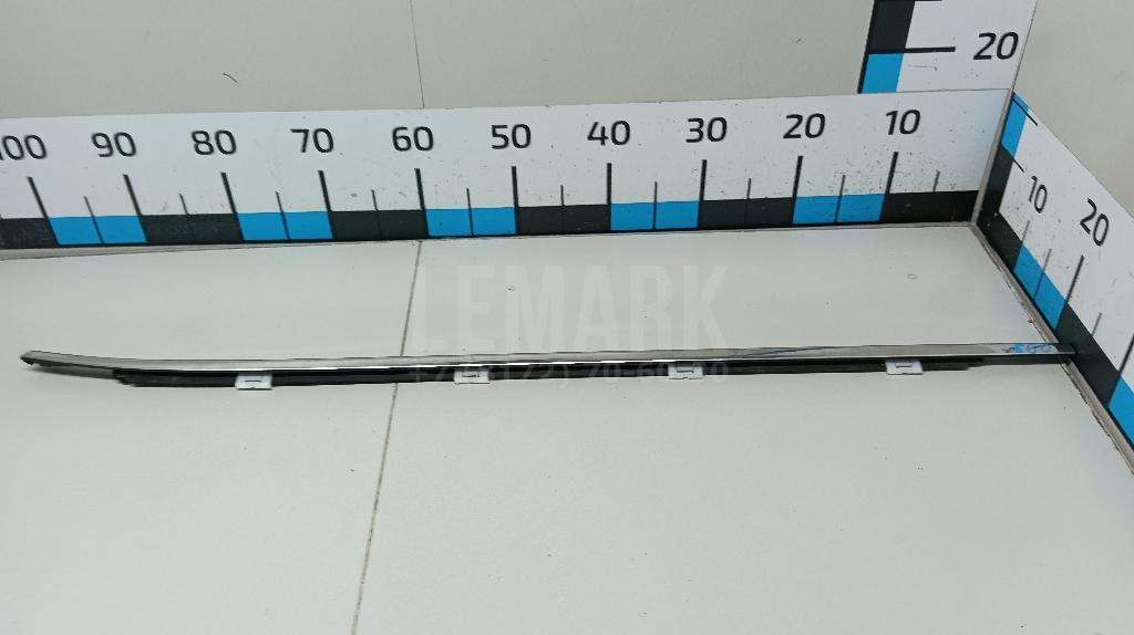 Накладка стекла заднего правого 83220D3000 Hyundai-Kia