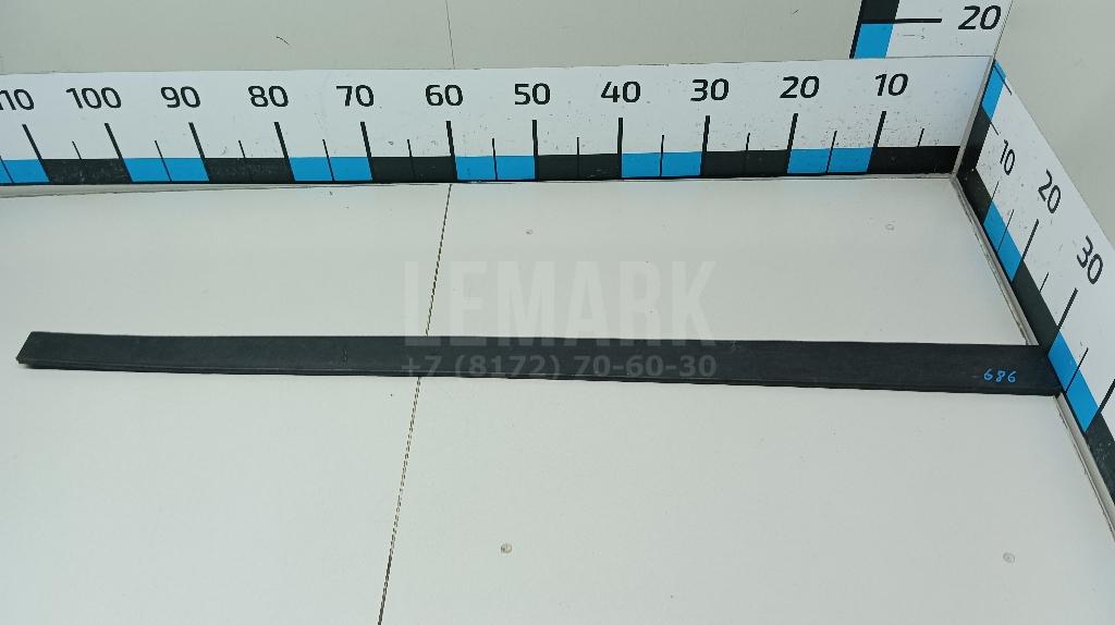 Молдинг передней левой двери 87721D7000 Hyundai-Kia
