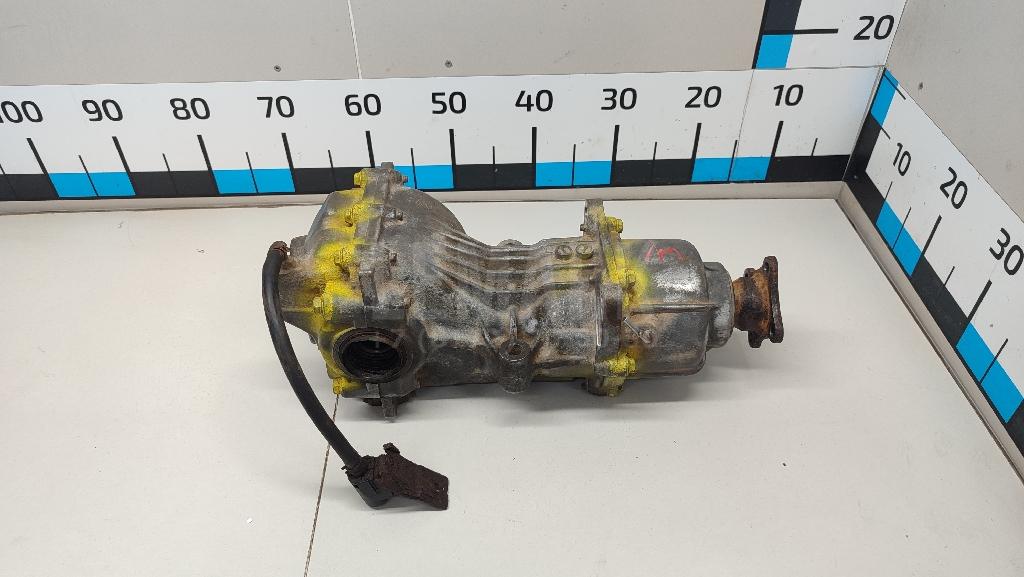 Редуктор заднего моста 38300JD600 Nissan