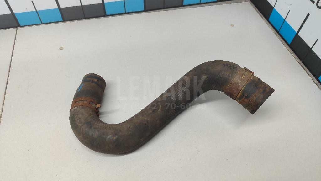 Патрубок радиатора 1657237160 Toyota
