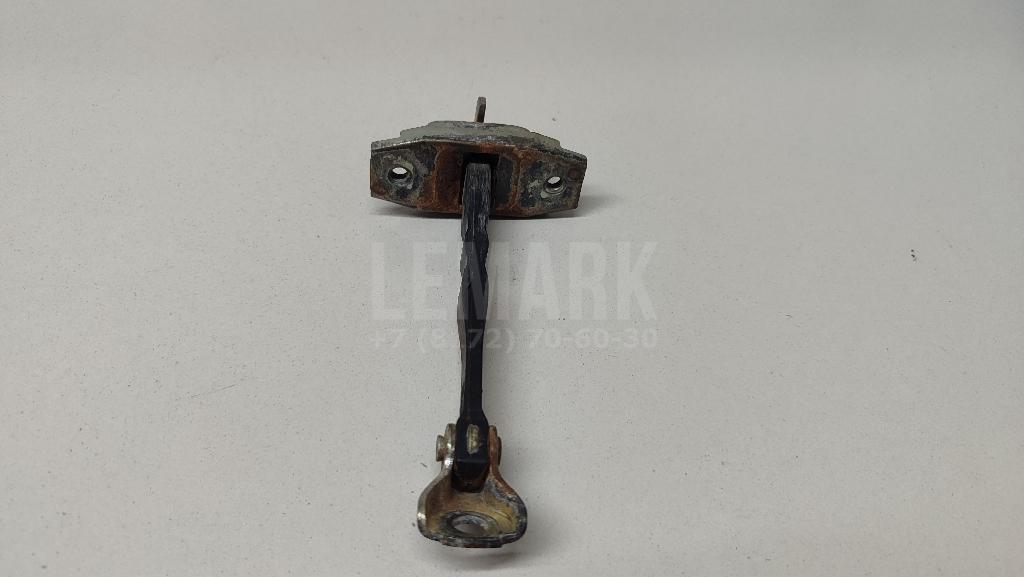 Ограничитель двери 6861042051 Toyota
