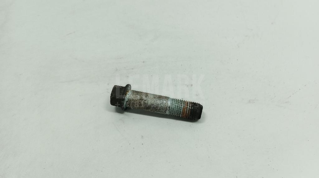 Болт передней ступицы 545612B100 Hyundai-Kia